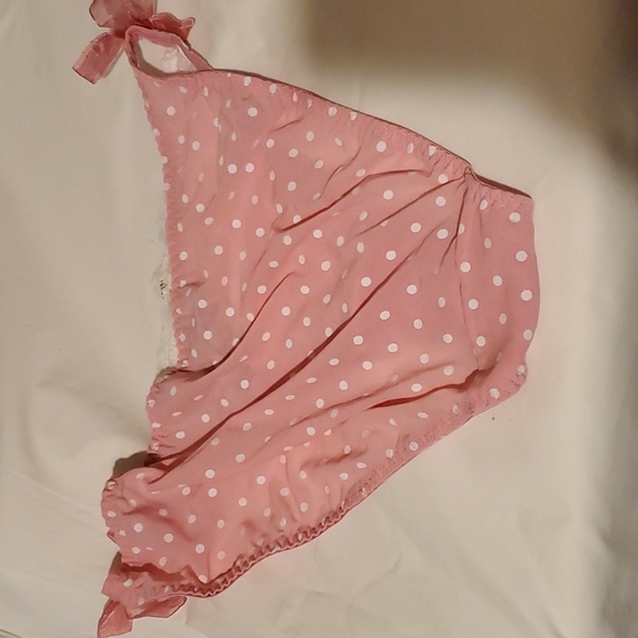 PINK & WHITE POLKA DOT PANTIES WITH PRETTY BOWS - Picture 2 of 3